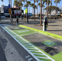 臺南智慧路邊停車系統再創佳績！榮獲第22屆金擘獎三大獎項