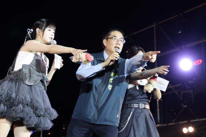 臺南運河百年音樂祭五萬人潮嗨翻運河畔　安平現場人潮爆滿