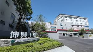 伸興11月營運蹲馬步 年減近3成