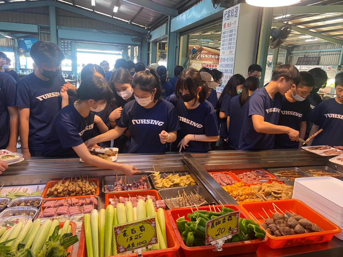 宜蘭五結釣蝦場 釣蝦＋熱炒＋自助烤肉 雨天也能玩 打造全天候休閒空間