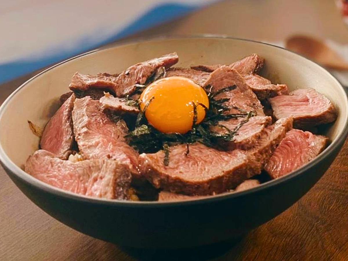 馬公美食店家 從紅燒海鮮烏龍麵到日式丼飯餐桌選擇