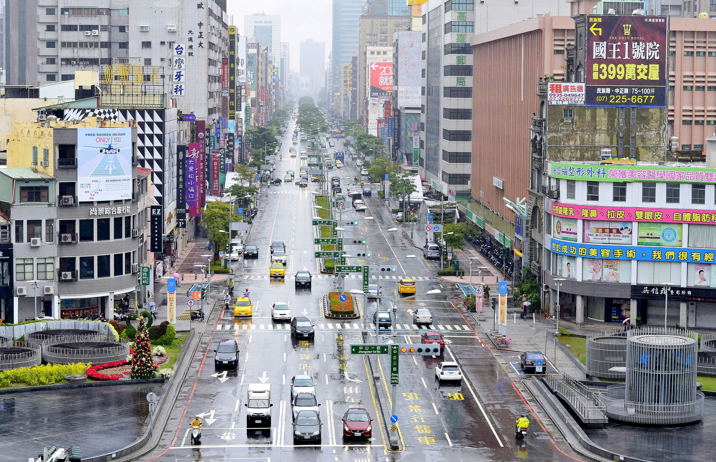 高雄房市分析：專家揭房價下跌趨勢，買方觀望租屋市場火熱！