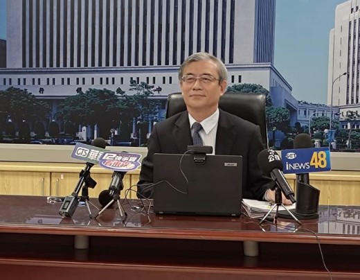 央行總裁楊金龍揭示第七波信用管制成效，房價預計明年下調