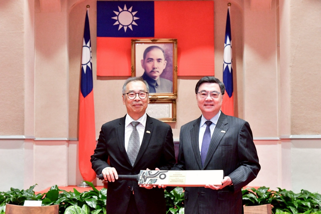 行政院長卓榮泰接見墨爾本臺灣同鄉會返國參訪團　強調臺澳合作與經濟韌性