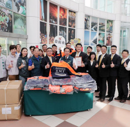 感謝永慶房產集團捐南市救護外套 挺消防人員安全