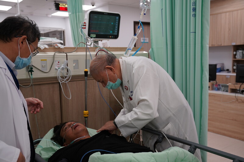 國1重大連環車禍 高秀:1人氣血胸住院1人無礙