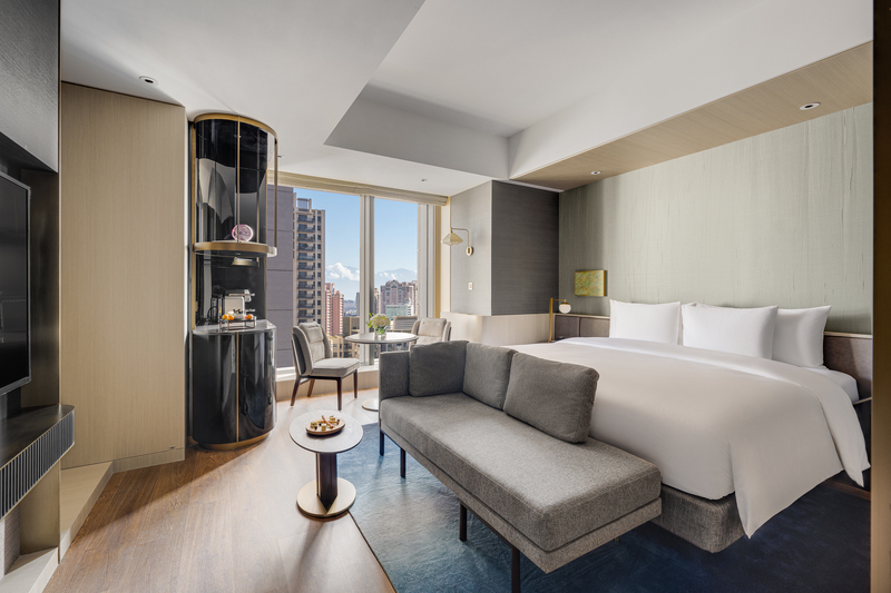 高雄洲際酒店引領永續旅宿潮流！ 南台灣首間榮獲碳足跡標籤環保住宿業者