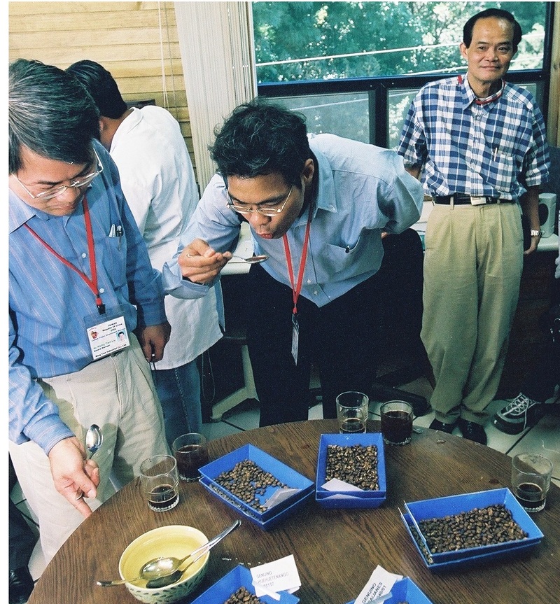 從一家小咖啡館到進入卓越盃 CoE——1993 到 2002 年的冒險之路(下篇)