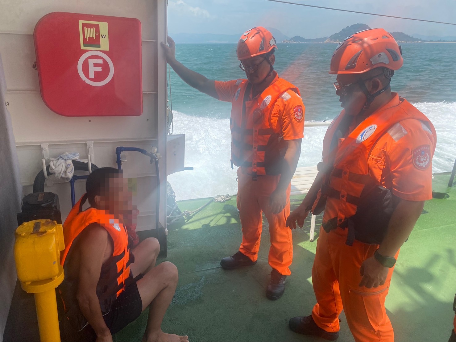 金門海域爆發泳圈偷渡案！中國男子遭逮 海巡警告灰帶威脅正升溫