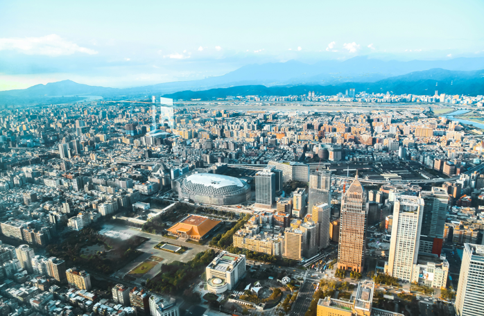 國銀房貸壞帳連八升！房市現警訊　專家憂中小建商資金斷鏈