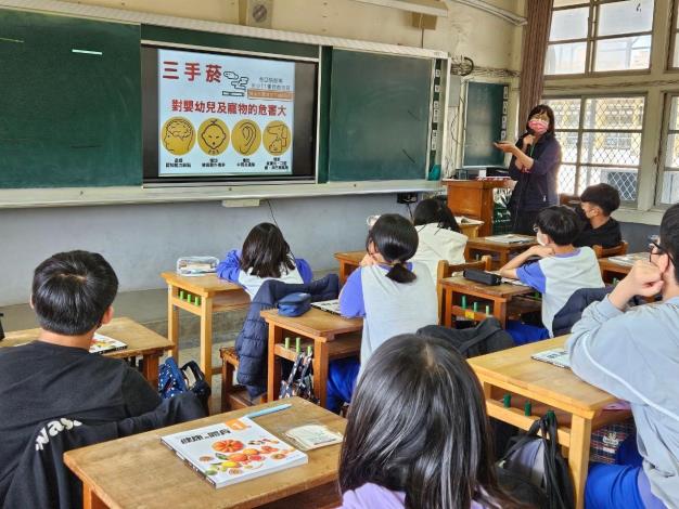 菸檳危害防制網紅就是你短片競賽揭曉！臺南市拒菸雙響炮：成功國中「灰飛菸滅」、崇明國小「防菸拒檳二部曲」獲冠