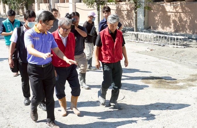 教育部長鄭英耀赴花蓮關心光復校園復原與復課情形 產學力量攜手協助光復商工重建實習工廠進度曝光