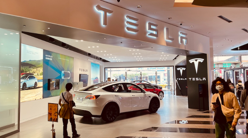 新北市榮民處114年企業職場體驗活動曝光，帶退役官兵參訪特斯拉搶先體驗