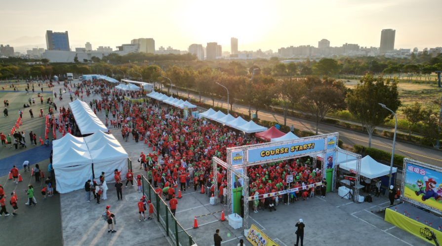 臺中首場SUPER MARIO主題路跑盛會盛大登場　萬名粉絲齊聚感受跨世代童年經典與趣味互動