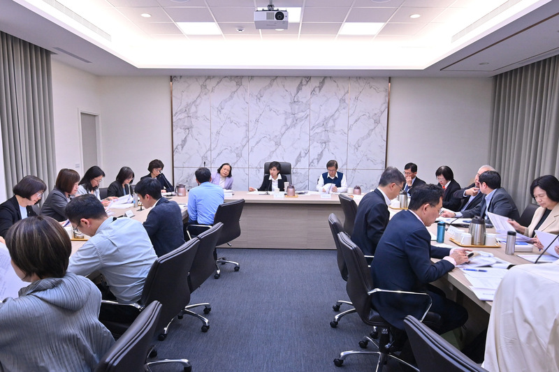 行政院副院長鄭麗君決議4月起液化石油氣貨物稅減徵50%　強化穩定物價措施確保CPI年增率低於2%