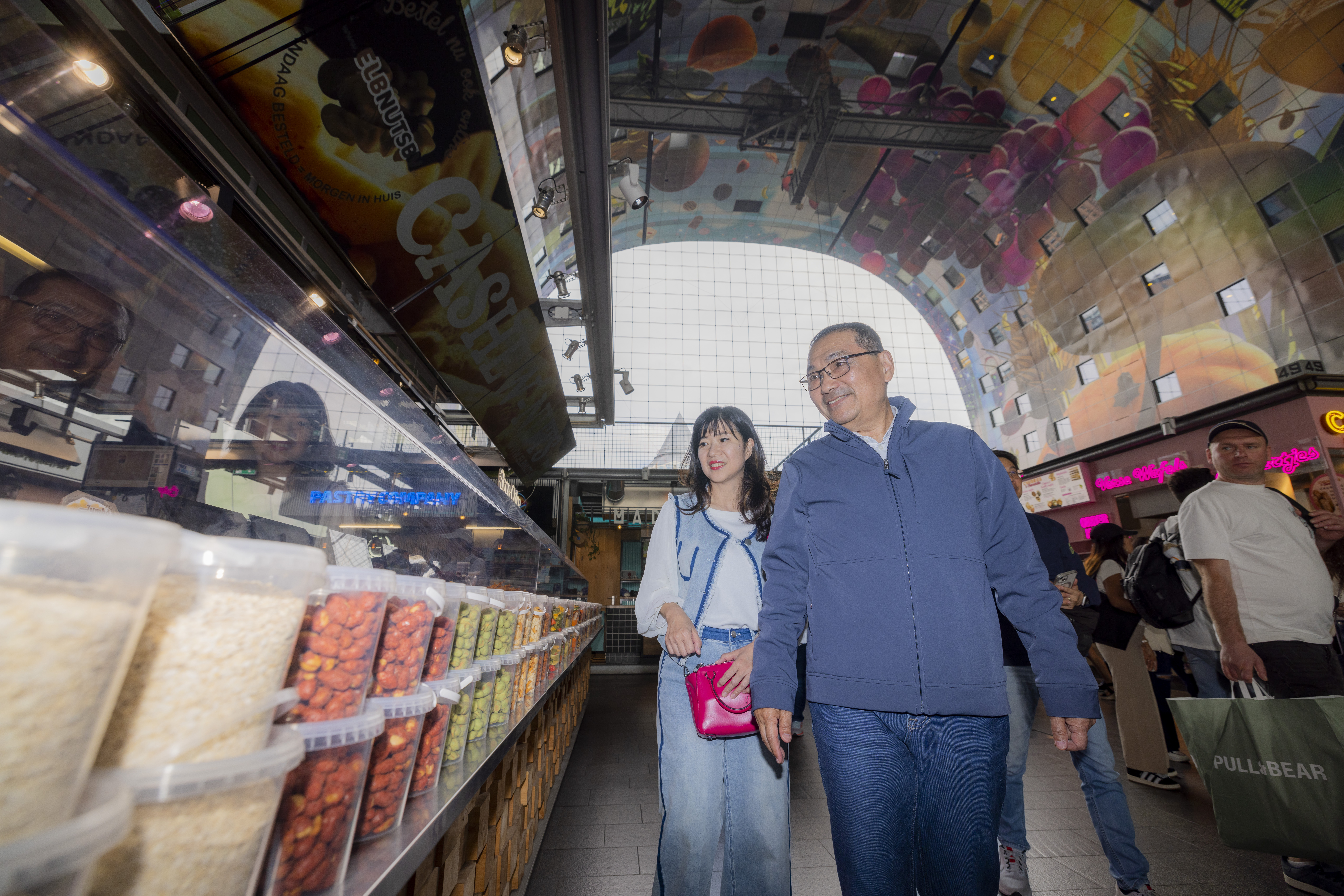 從買菜到城市地標！新北市長侯友宜率隊參訪鹿特丹Markthal市場 汲取市場翻新與永續設計靈感