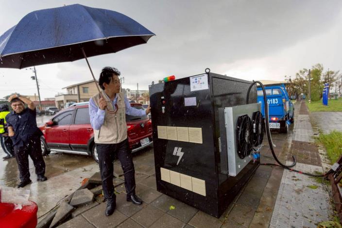 氫能支援臺南災區供電 賴清德總統稱許臺南市府應變作為