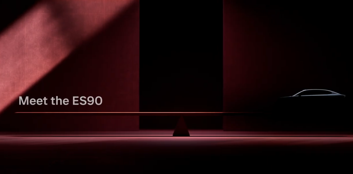 Volvo 全新旗艦 ES90 電動車：閃電充電速度與 435 英里超長續航