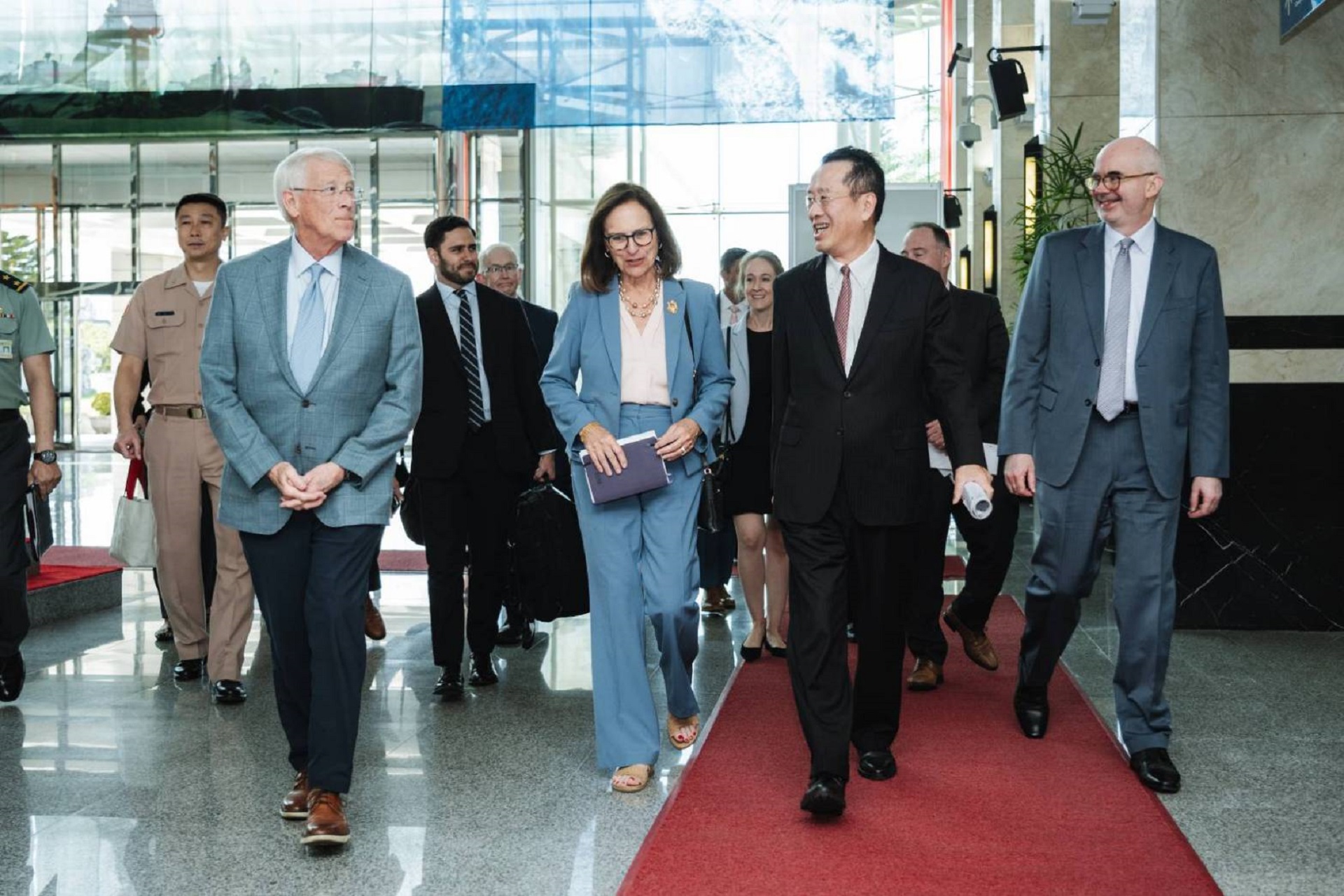 美參院軍委會主席Roger Wicker率團訪臺 國防部長顧立雄強調深化臺美安全合作 共抗中共軍事威脅