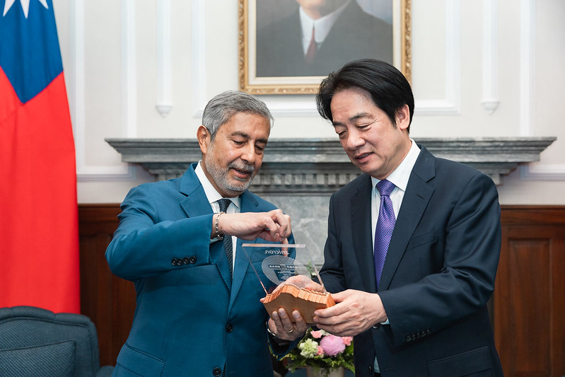 賴清德總統接見美光科技執行長　強調深化臺美合作，打造AI與半導體供應鏈韌性與全球競爭力