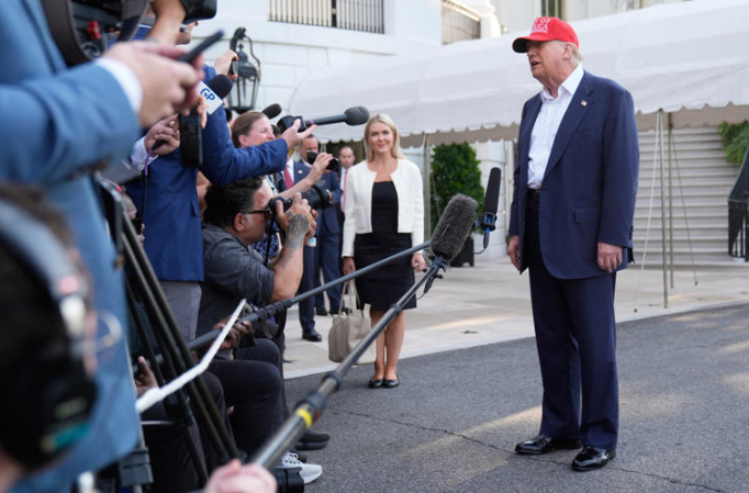 川普再嗆馬斯克：可能考慮將其驅逐出境，特斯拉恐面臨關門大吉，雙方爭端再升級