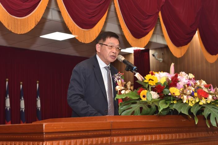 臺南市政府警察局舉行人員異動聯合交接典禮，臺南市長黃偉哲期勉強化治安與交通管理