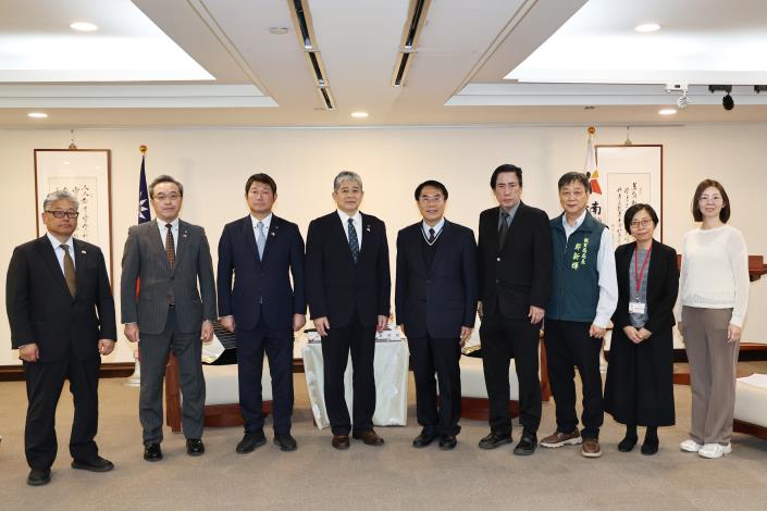 臺南市長黃偉哲頒贈道路命名公文　見證臺南與日本友誼市宇城地域締盟一週年深厚友誼