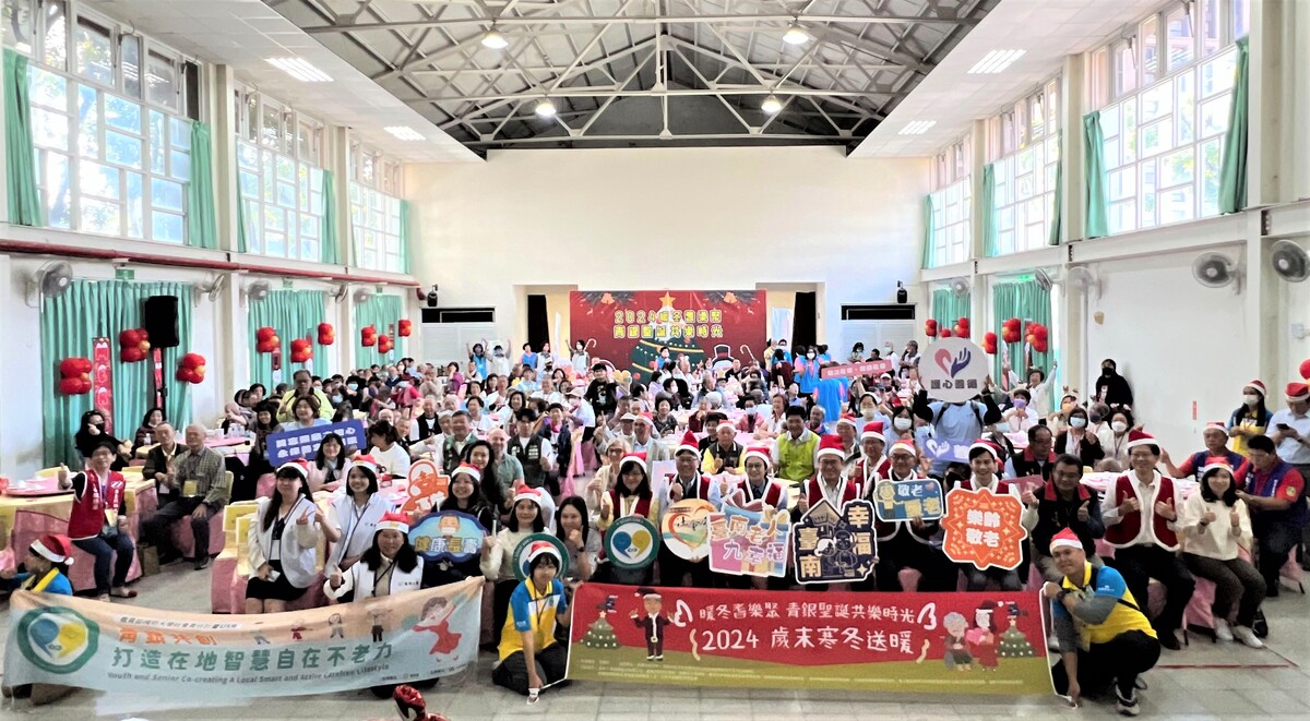 南市社會局攜手南臺科技大學 寒冬送暖獨居長輩過好年