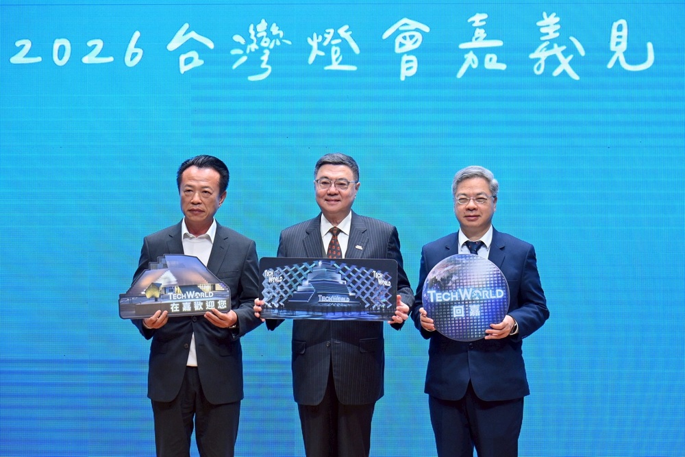 大阪世博TECH WORLD館成功返臺　行政院長卓榮泰邀國人走進台灣燈會　感受臺灣榮耀