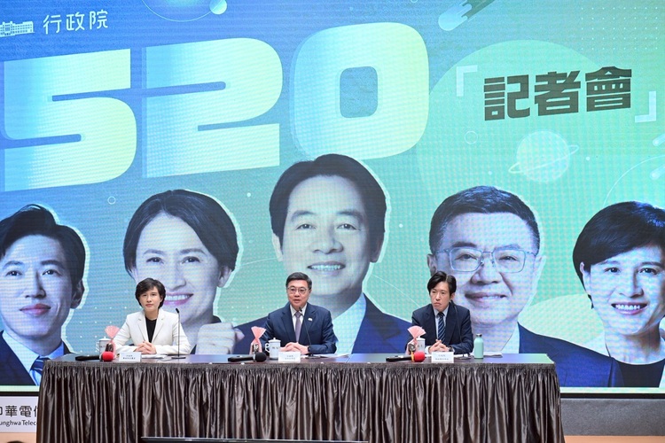 行動創新AI內閣2週年！行政院長卓榮泰以數字密碼揭施政成果　AI新十大建設全面啟動