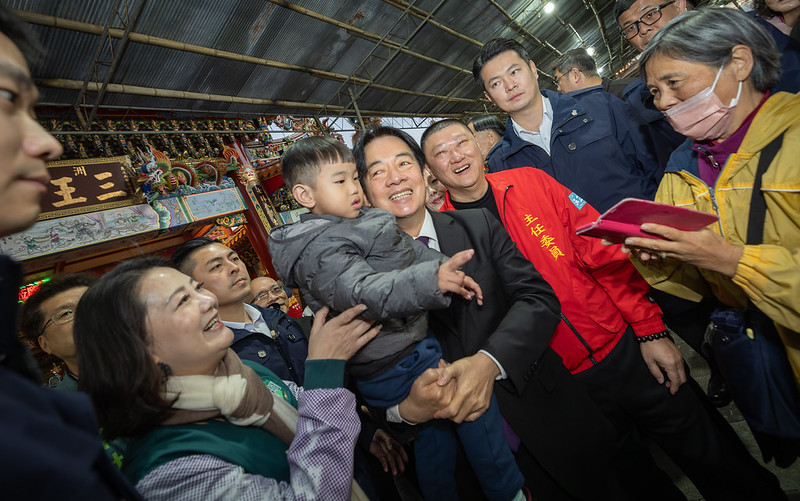 洲美屈原宮及洲美三王宮參香送匾　賴清德總統強調總預算攸關國家與民生  讓施政照顧更到位