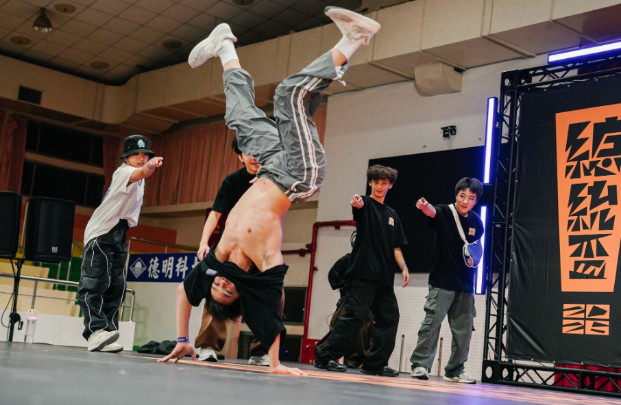 89歲到7歲同場尬舞！總統盃街舞北二區預賽落幕　近500組選手11月決戰凱道