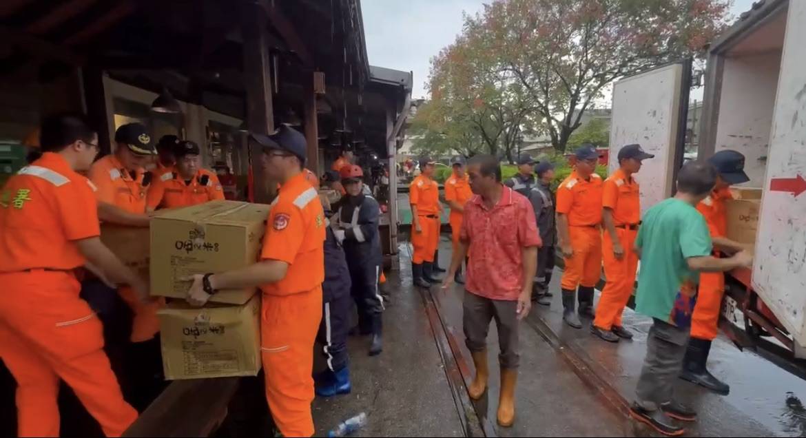 海巡署持續投入花蓮救災　陸海空全力搜尋失聯民眾　全國海巡人力緊急調度投入災後復原工作