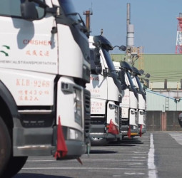 南市女力崛起 化學槽車司機為自己贏得未來