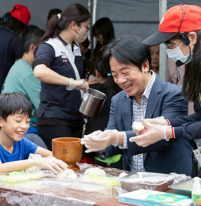 賴清德總統出席凱道農玩節活動　肯定農業部積極推動食農教育　鼓勵國人支持在地農產發展