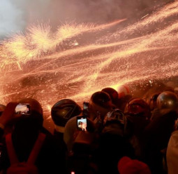 臺南市長黃偉哲宣布鹽水蜂炮活動整備完成　全面強化安全管理與應變機制