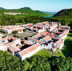 翁嘉賢總幹事引領墾丁海濱行旅，打造永續旅宿新典範並全面守護文化與生態，提供多元特色休閒體驗