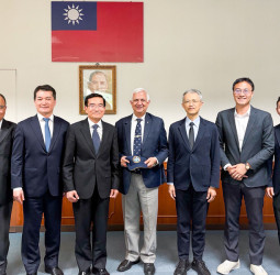 印度國家海事基金會訪海巡署 張忠龍署長親自接待強化印太海事安全合作與交流